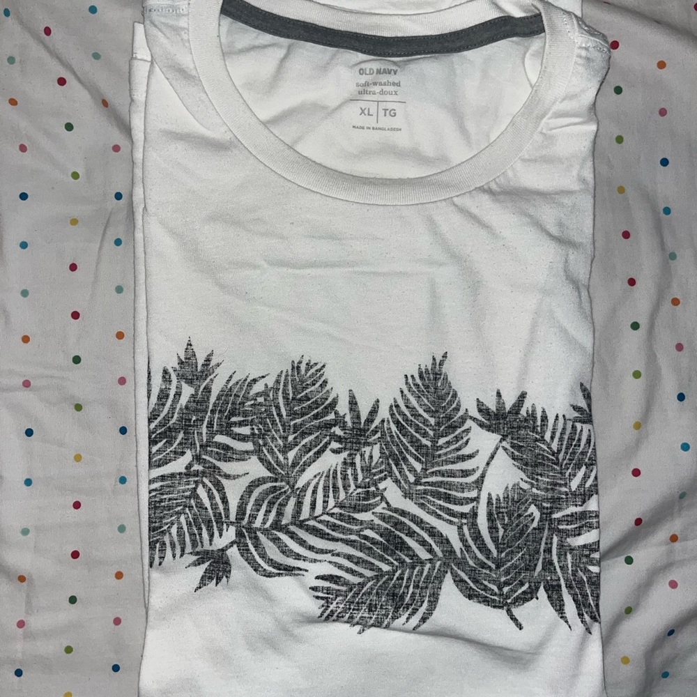 Old navy men’s shirt